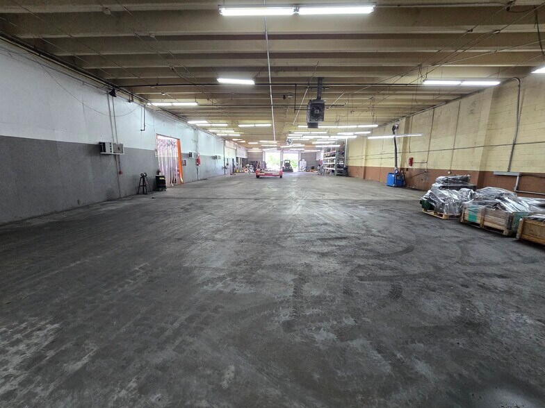 More Photos Of 554 Adams Ave, Memphis Warehouse For Lease