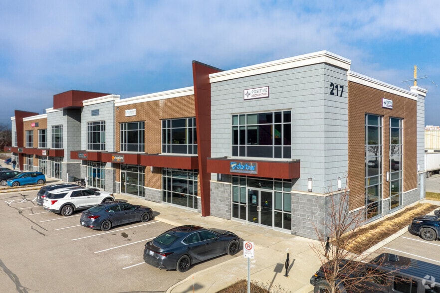 Primary Photo Of 217 Speers Rd, Oakville Medical For Sale