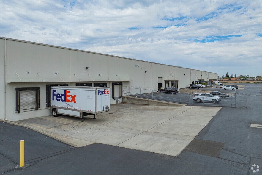 More Photos Of 2615 Boeing Way, Stockton Warehouse For Lease