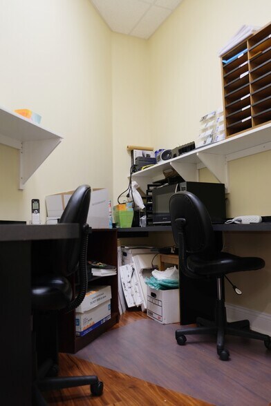More Photos Of 3307 Northlake Blvd, Palm Beach Gardens Office For Sale