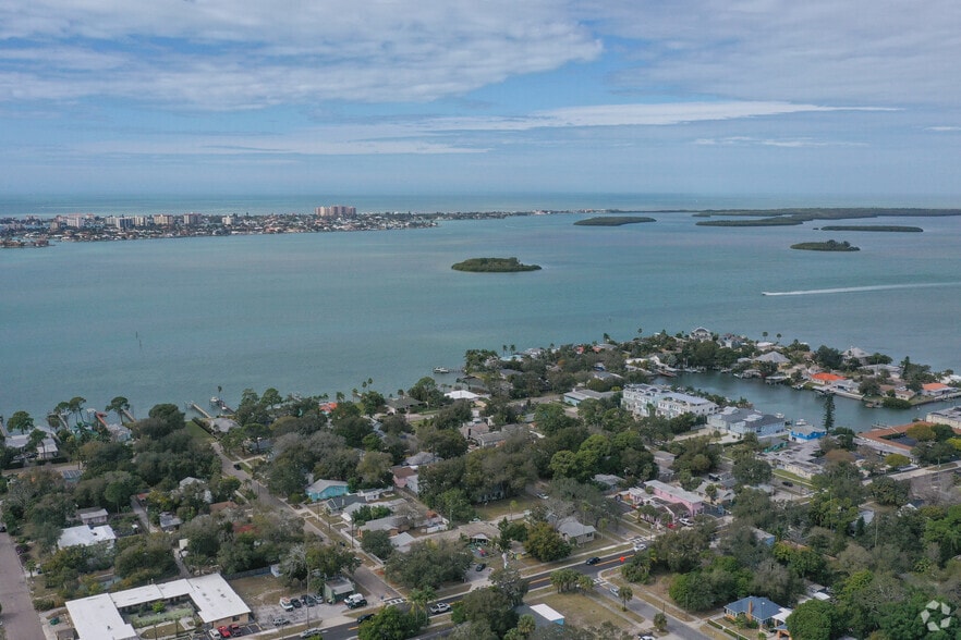 More Photos Of 1770 N Fort Harrison Ave, Clearwater Hotel For Sale