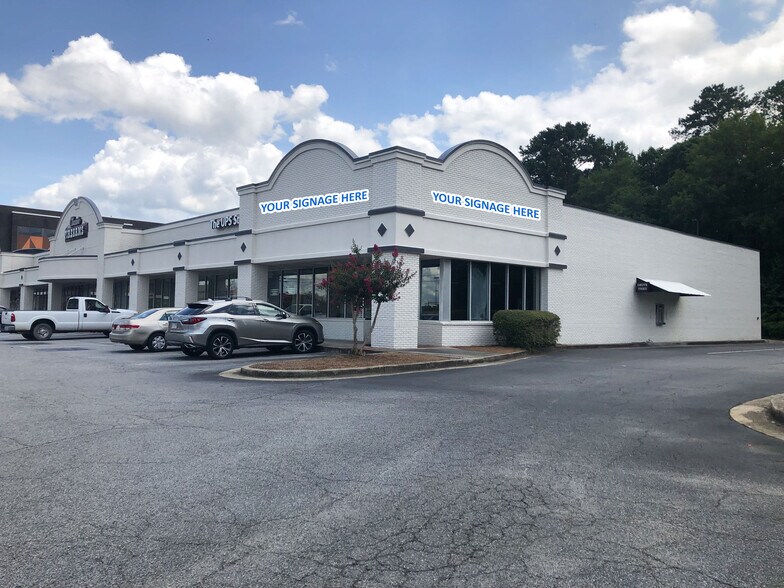 Primary Photo Of 3780 Northside Dr, Macon-Bibb Restaurant For Lease
