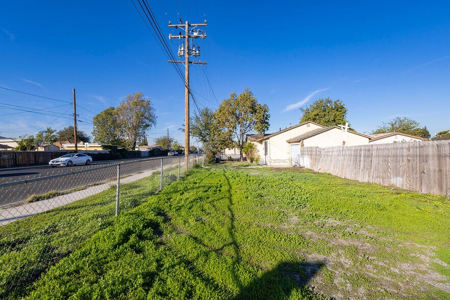 More Photos Of 1230 S Wilmington Ave, Compton Apartments For Sale