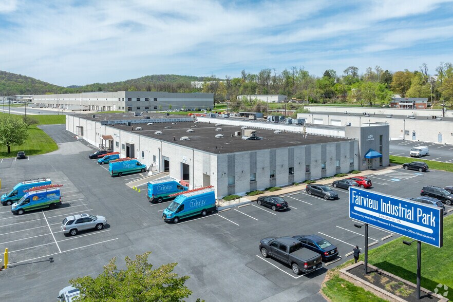 More Photos Of 629 Lowther Rd, Lewisberry Warehouse For Lease