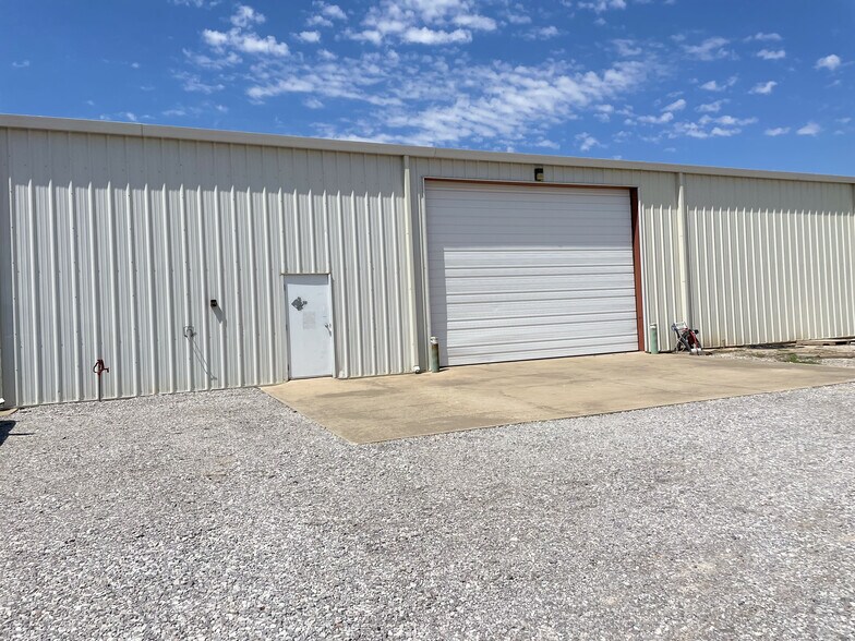 More Photos Of 4119 Shady Ln, Enid Light Distribution For Sale