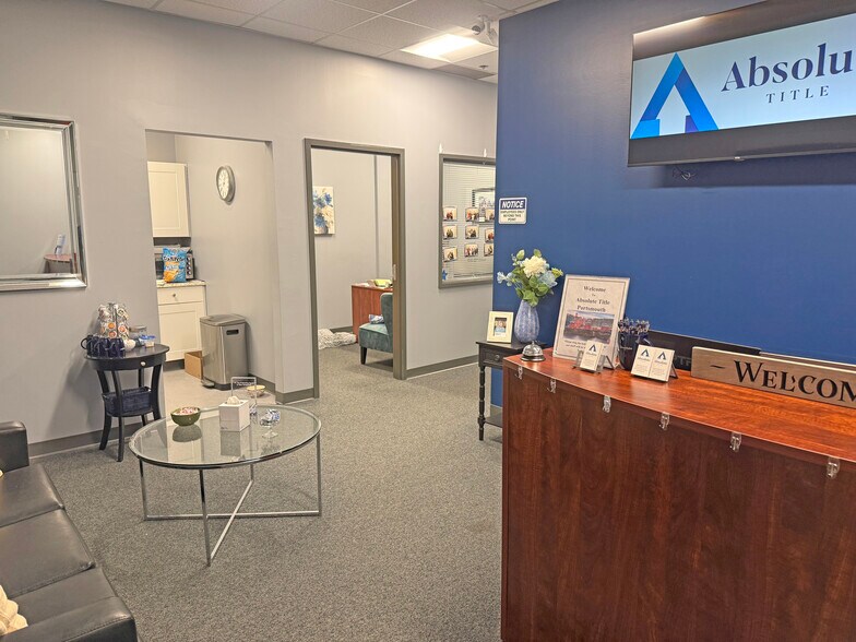 More Photos Of 170 Commerce Way, Portsmouth Office For Lease