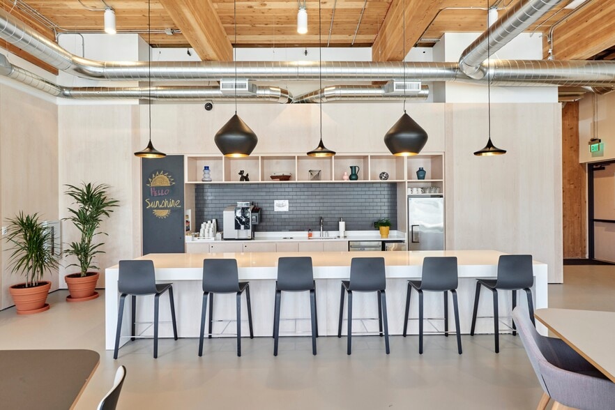 More Photos Of 555 SE Martin Luther King Jr Blvd, Portland Coworking Space