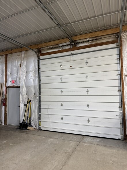 More Photos Of 2410 Main St, Huntertown Industrial For Lease