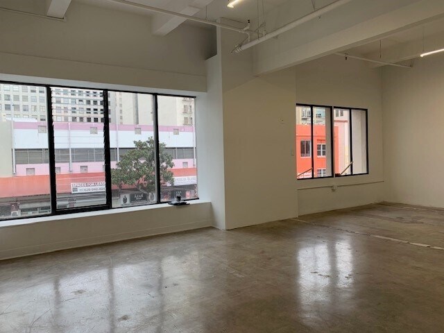 More Photos Of 656 S Los Angeles St, Los Angeles Loft Creative Space For Lease