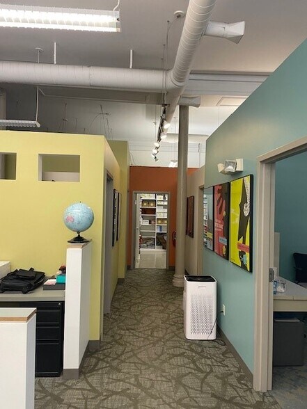 More Photos Of 2510 Market Ave, Cleveland Office For Lease