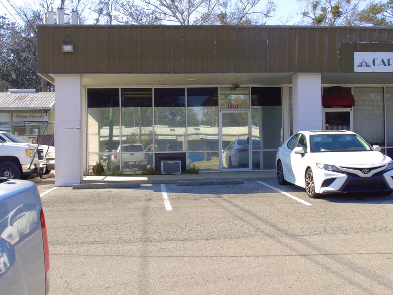More Photos Of 1510-1520 Capital Cir SE, Tallahassee Unknown For Lease