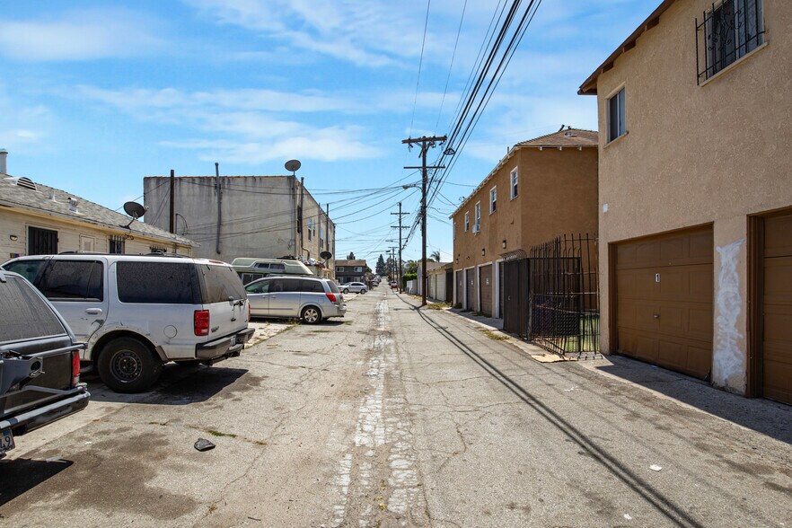 More Photos Of 9309 S Western Ave, Los Angeles Apartments For Sale