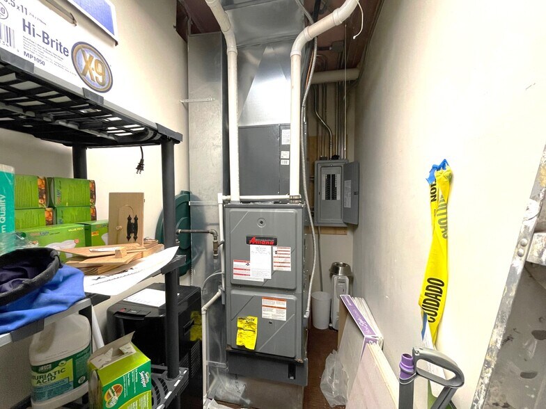 More Photos Of 530 Walnut Ave NE, Canton Storefront Retail Office For Sale