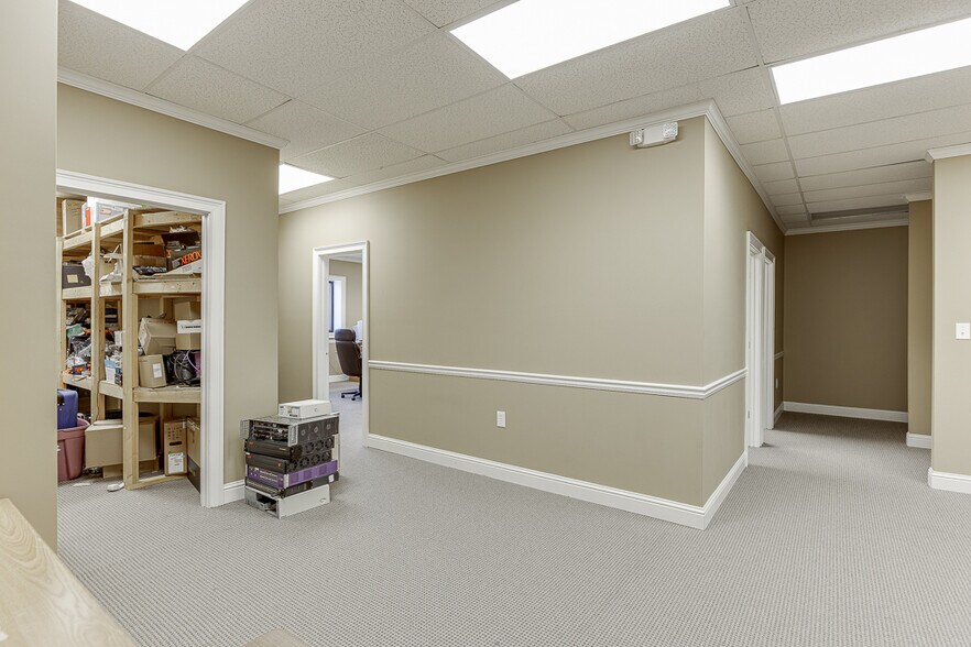 More Photos Of 743 Church St, Buford Industrial For Sale