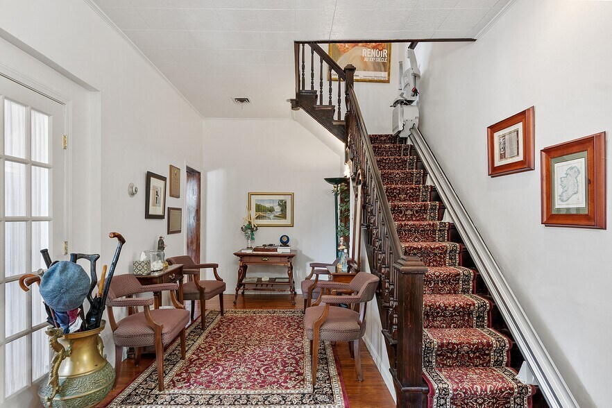 More Photos Of 58 Oliver St, Fitchburg Office Residential For Sale