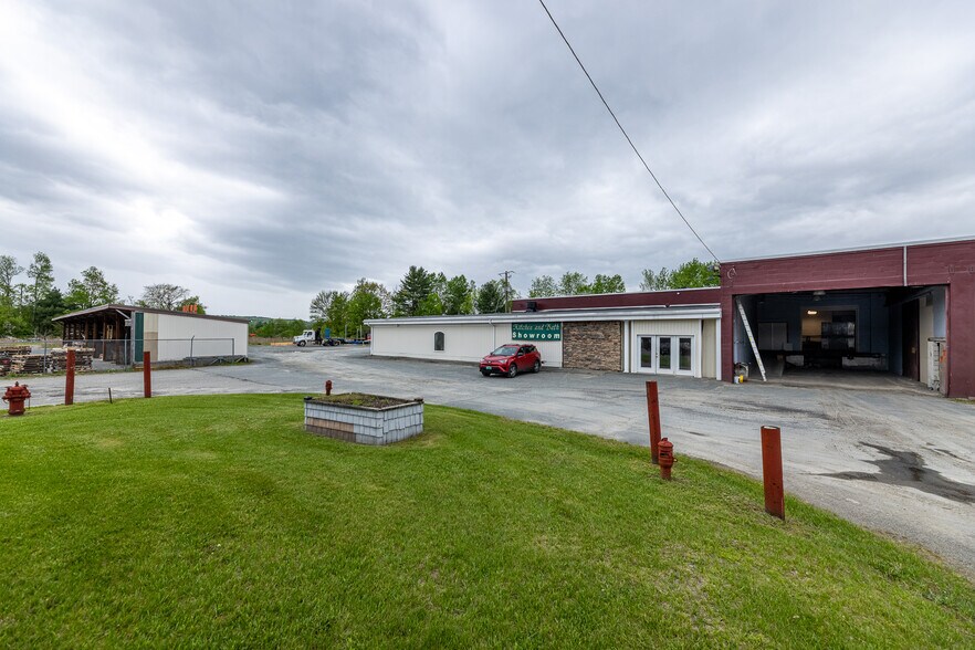 More Photos Of 1139-1143 Clark Pond Rd, North Haverhill Manufacturing For Sale