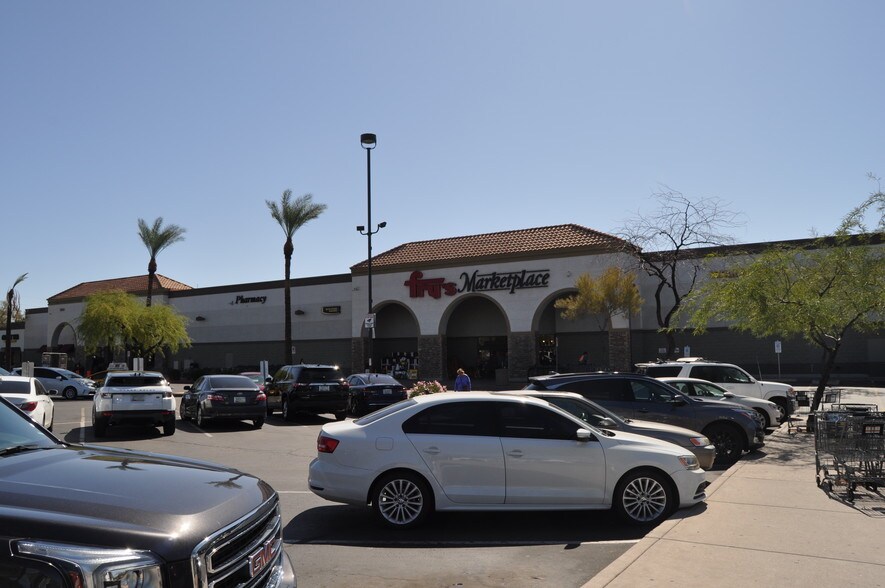 More Photos Of S 40th St @ E Chandler Blvd, Phoenix Unknown For Lease