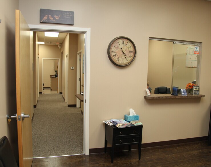 More Photos Of 201 W Guava St, The Villages Medical For Lease
