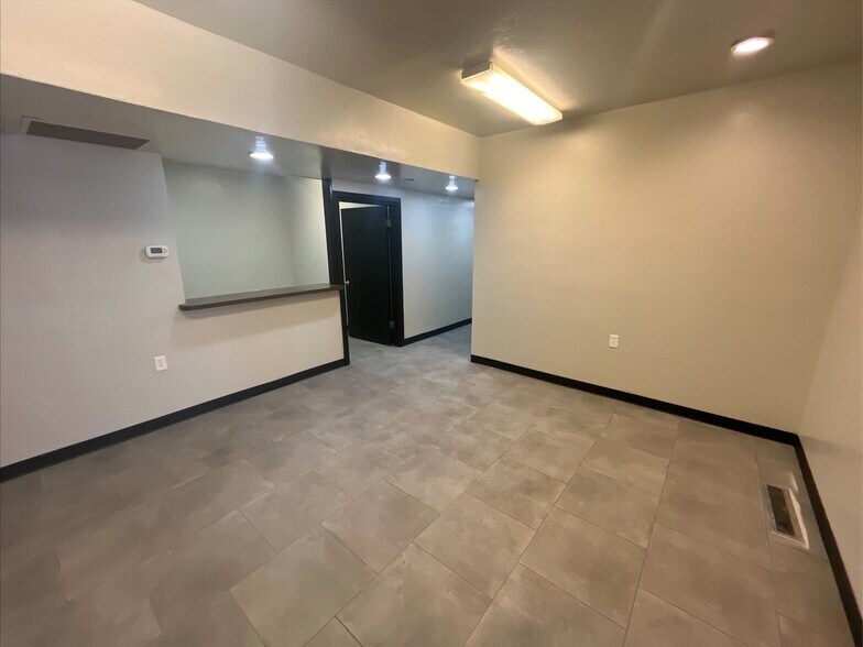 More Photos Of 324 N 19th St, Guthrie Office For Lease