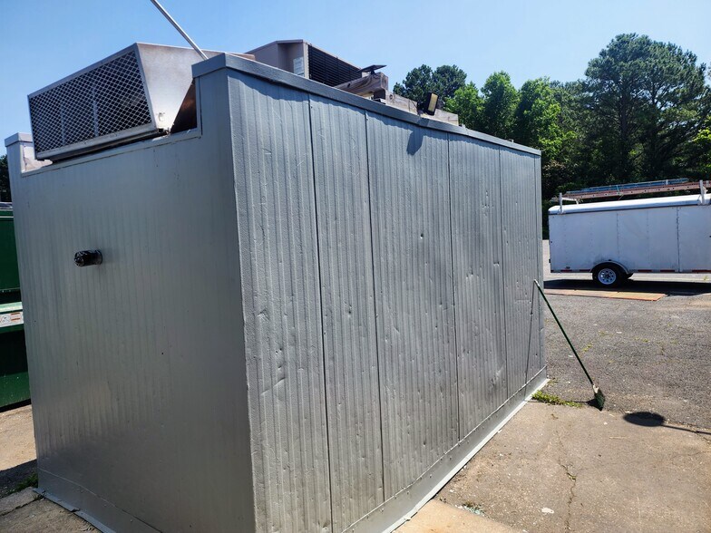 More Photos Of 8451 Ocean Gtwy, Easton Restaurant For Sale