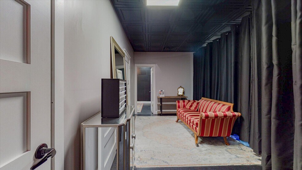 More Photos Of 218 W Main St, Urbana Office For Sale