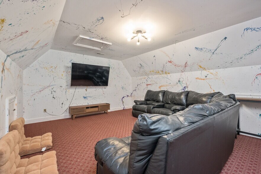 More Photos Of 112 Blue Chickory Ln, Nellysford Specialty For Sale