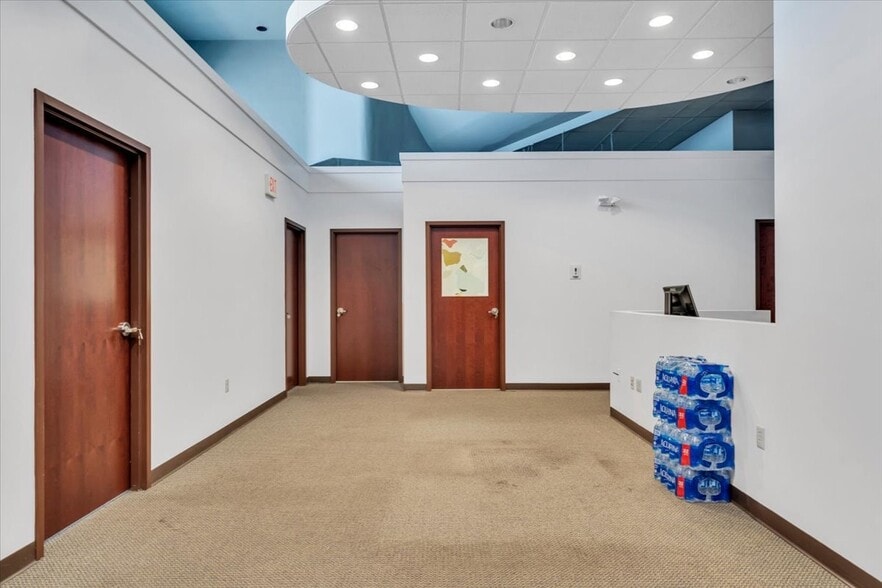 More Photos Of 210 S Jefferson St, Roanoke Loft Creative Space For Sale