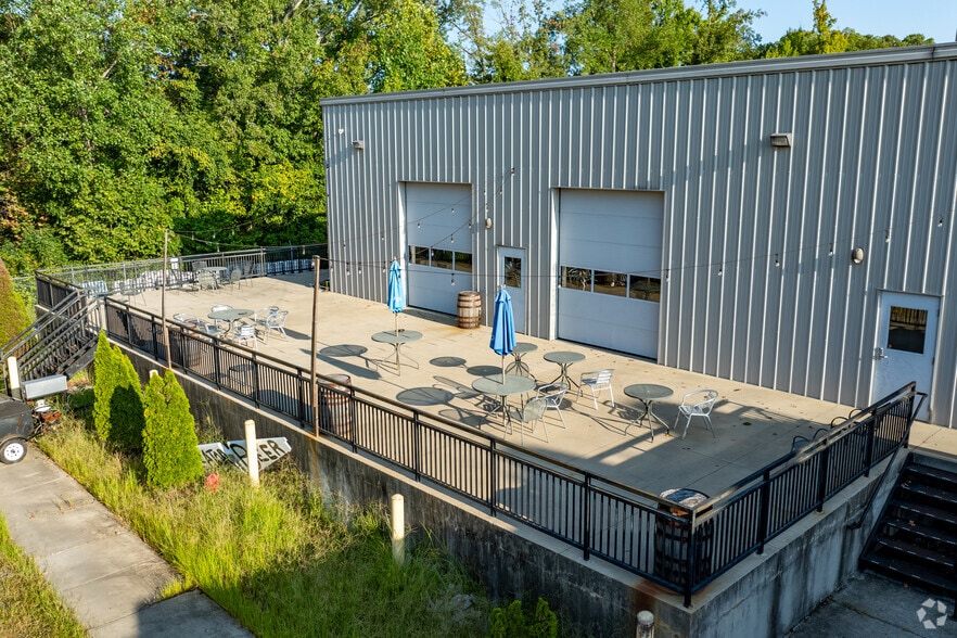 More Photos Of 209 Technology Park Ln, Fuquay Varina Showroom For Sale