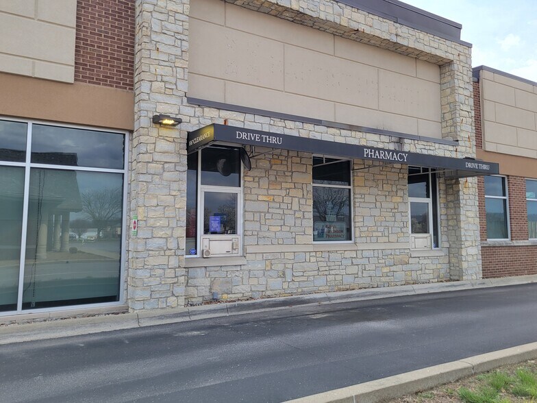 More Photos Of 7600 IN-60, Sellersburg Storefront Retail Office For Lease