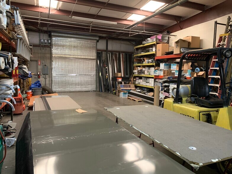 More Photos Of 1176 Angela Ct, Minden Manufacturing For Lease