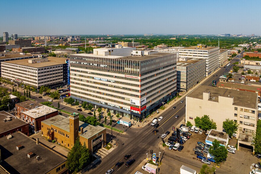 More Photos Of 9300-9340 Boul Saint-Laurent, Montréal Office For Lease