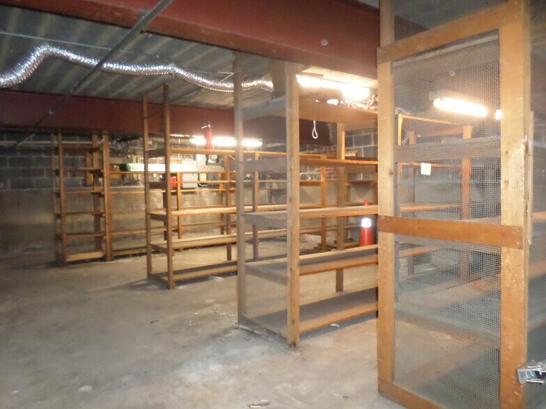 More Photos Of 1231 Whitney Ave, Hamden Storefront For Sale