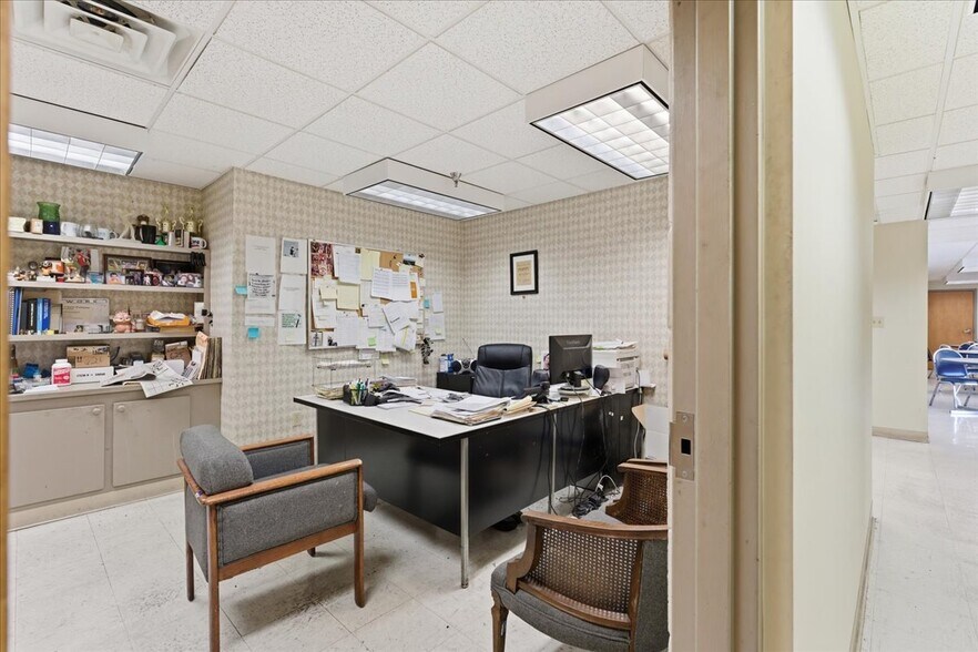 More Photos Of 1609 W 1st North St, Morristown Loft Creative Space For Sale