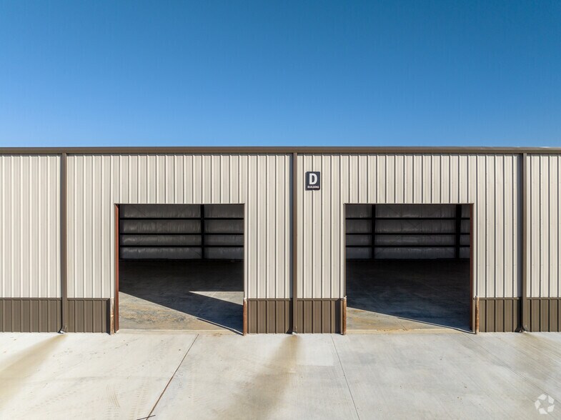 More Photos Of 18500 Pearland Sites Rd, Pearland Unknown For Lease