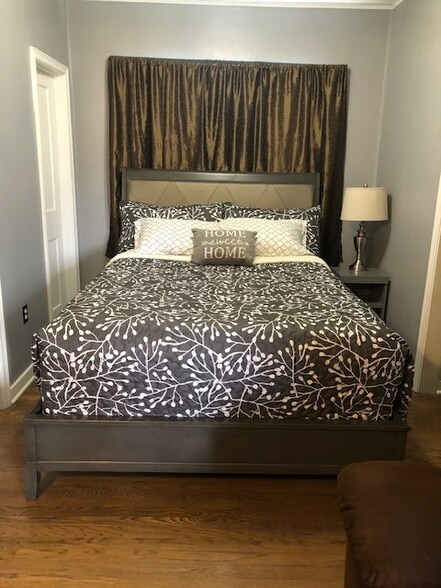 More Photos Of 314 4th St, Riverdale Hotel For Sale