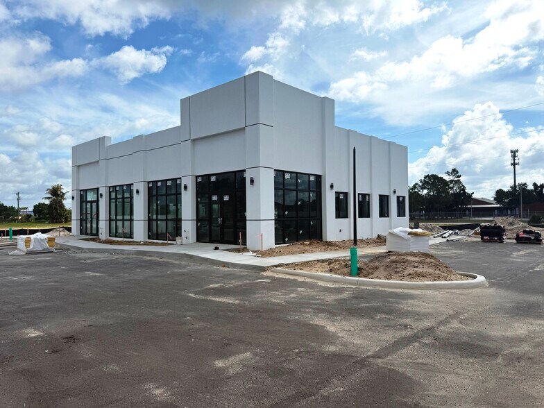 More Photos Of 1925 Skyline Blvd, Cape Coral Unknown For Lease