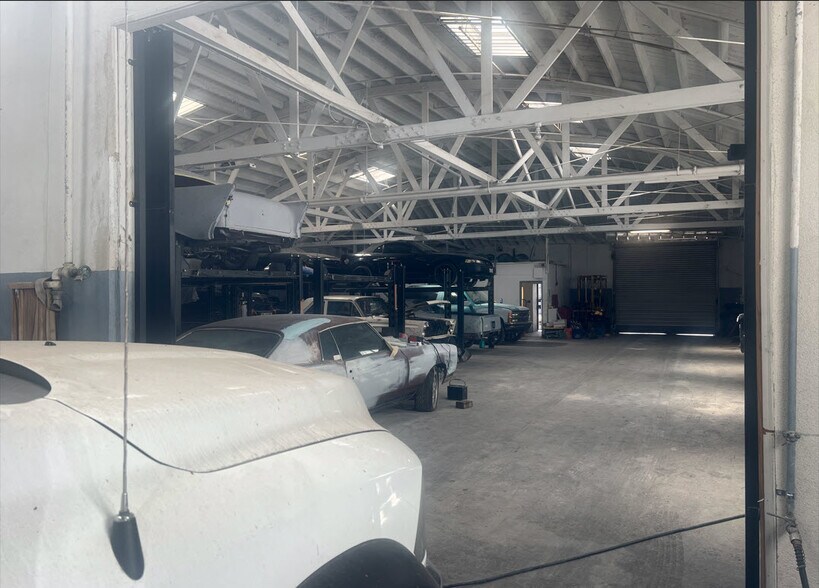 More Photos Of 6740 Crenshaw Blvd, Los Angeles Auto Repair For Lease
