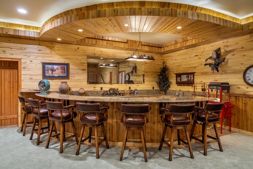 More Photos Of 1613 Black Canyon Rd, Heber Lodge Meeting Hall For Sale