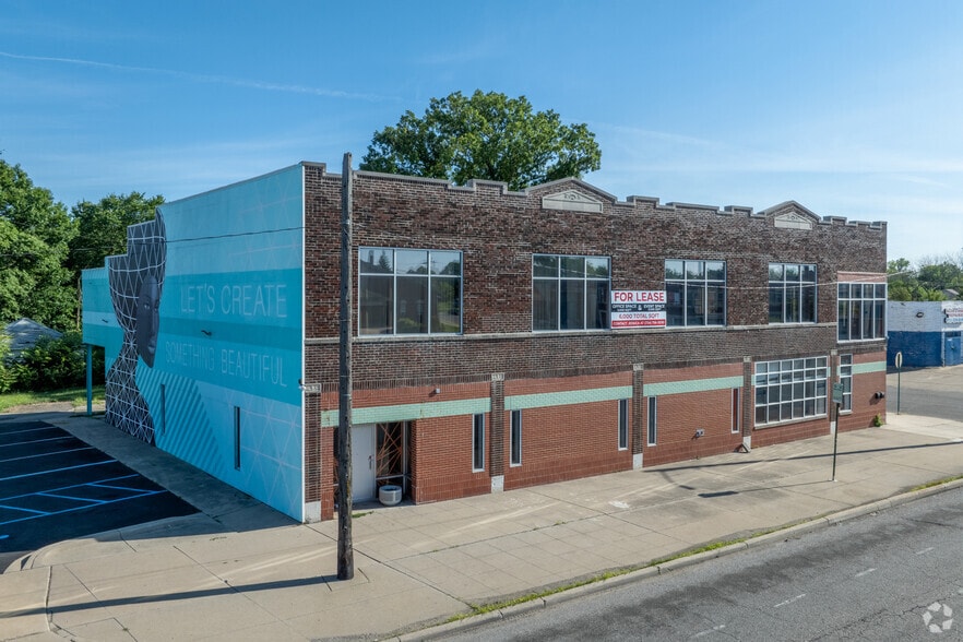More Photos Of 14600-14616 Mack Ave, Detroit Loft Creative Space For Lease