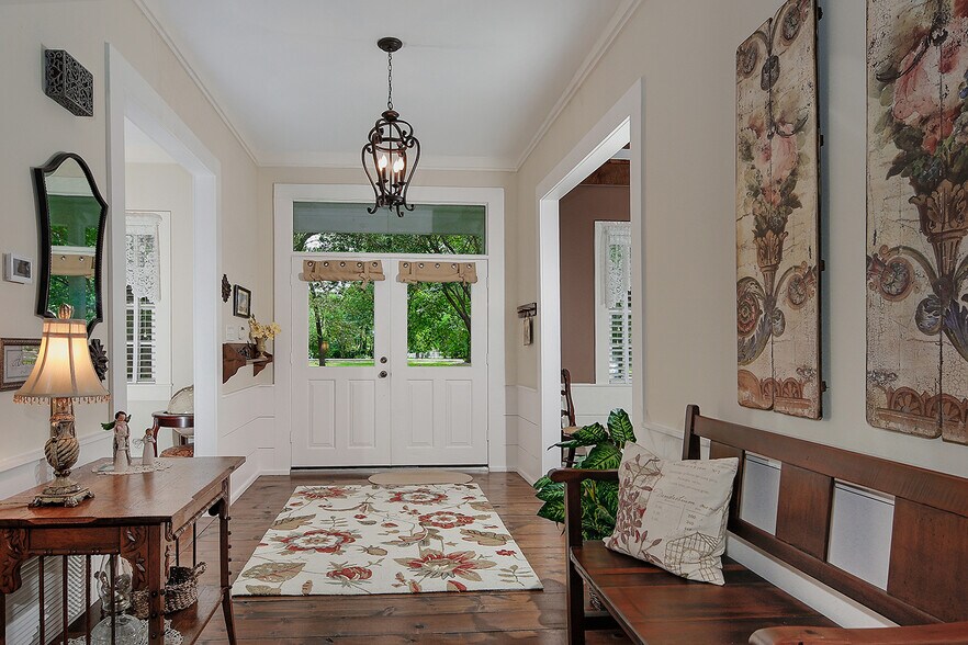 More Photos Of 15598 Bedford Ln, Conroe Specialty For Sale