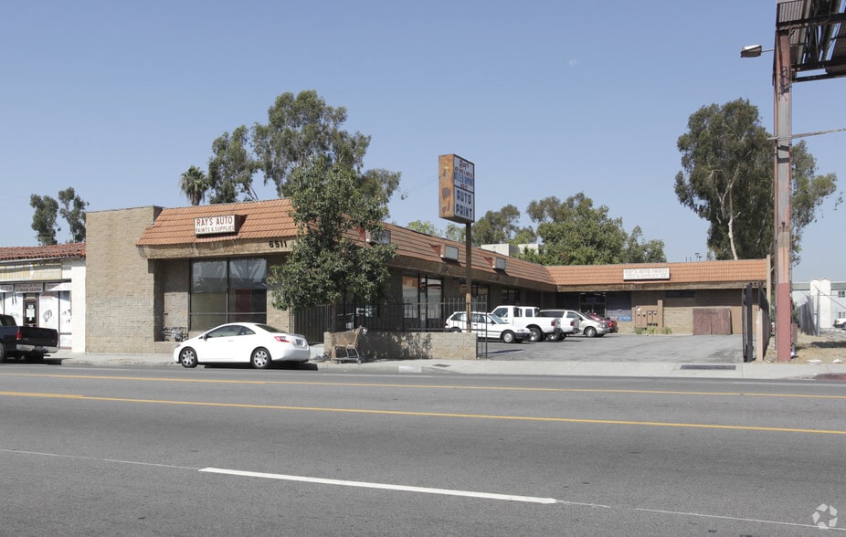 More Photos Of 6511-6517 Lankershim Blvd, North Hollywood Freestanding For Lease
