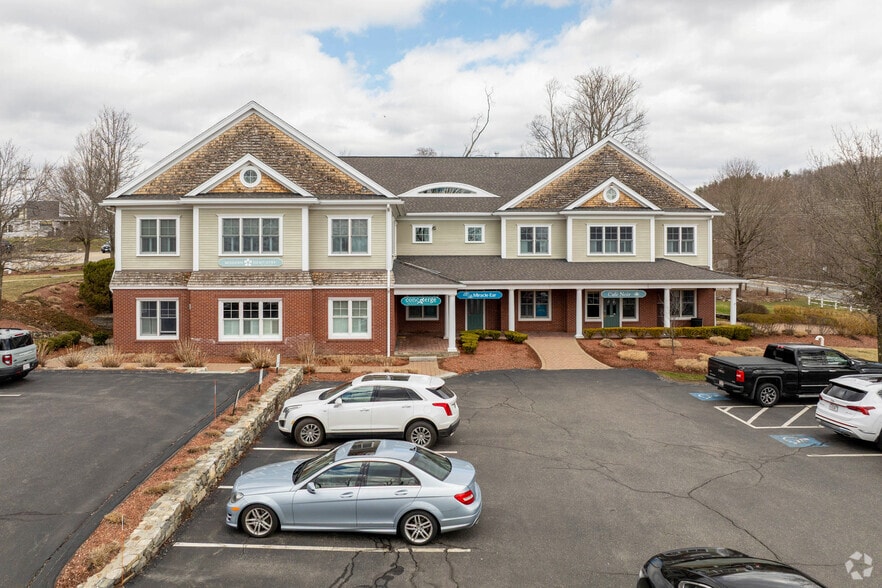 More Photos Of 307 Grafton St, Shrewsbury Office For Lease