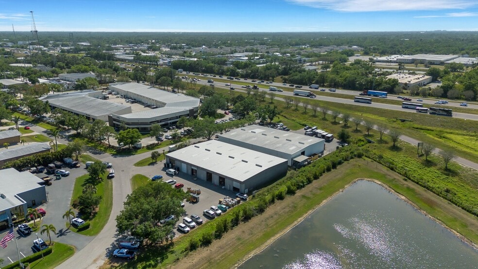 More Photos Of 215 Interstate Blvd, Sarasota Warehouse For Sale