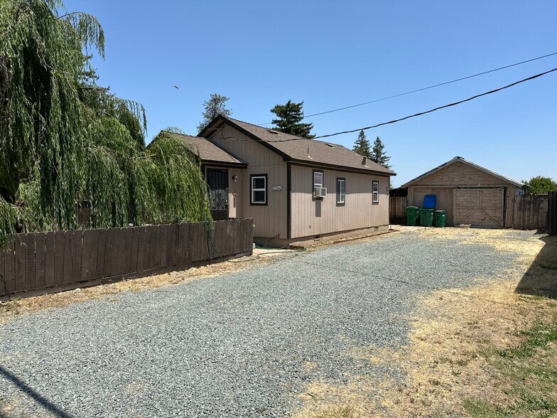 More Photos Of 17490 N Bruella Rd, Lodi Land For Sale