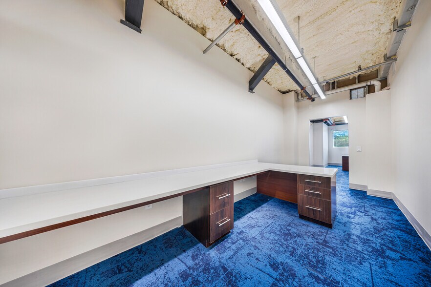 More Photos Of 11965 SW 142nd Ter, Miami Light Distribution For Lease