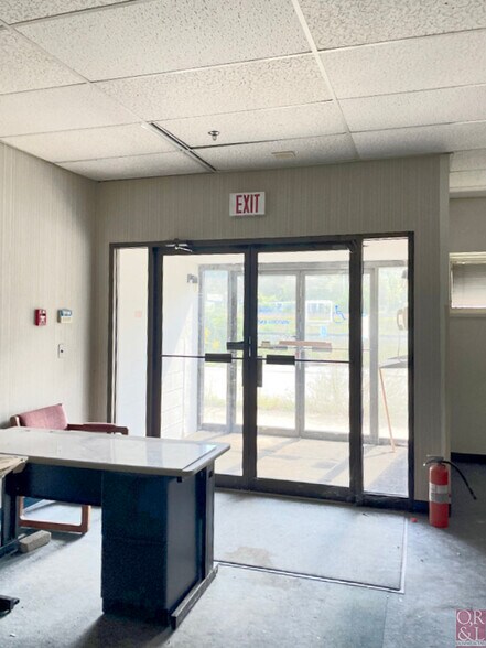 More Photos Of 730 Windham Rd, Windham Manufacturing For Sale