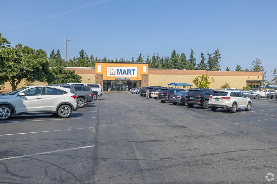 More Photos Of 3333 184th St SW, Lynnwood Freestanding For Lease