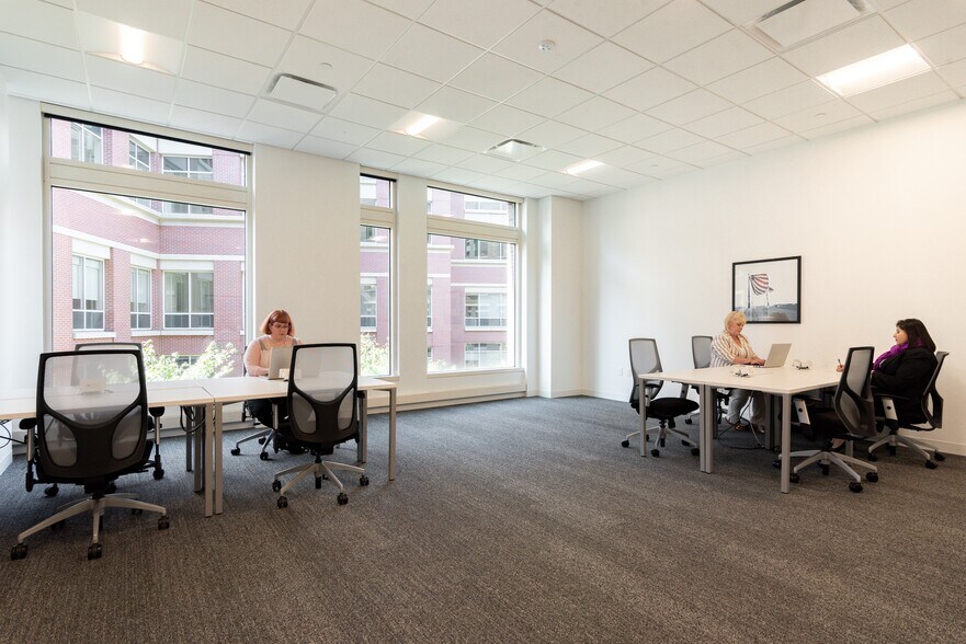 More Photos Of 2000 Duke St, Alexandria Office For Sale