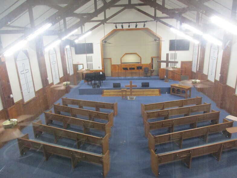 More Photos Of 4501 W 8th St, Tulsa Religious Facility For Sale