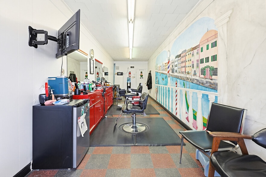 More Photos Of 800 Washington St, Holliston Storefront Retail Residential For Sale